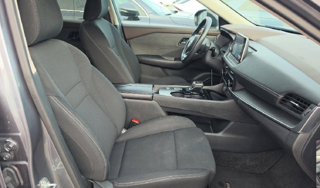 Used 2023 Gray Nissan S image 15