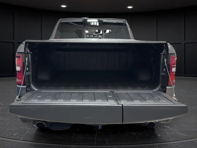 New 2026 Granite Crystal Metallic Clear-Coat Exterior Paint RAM Laramie image 27