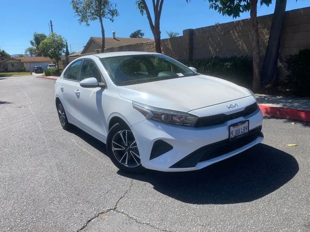2023 Kia Forte LXS