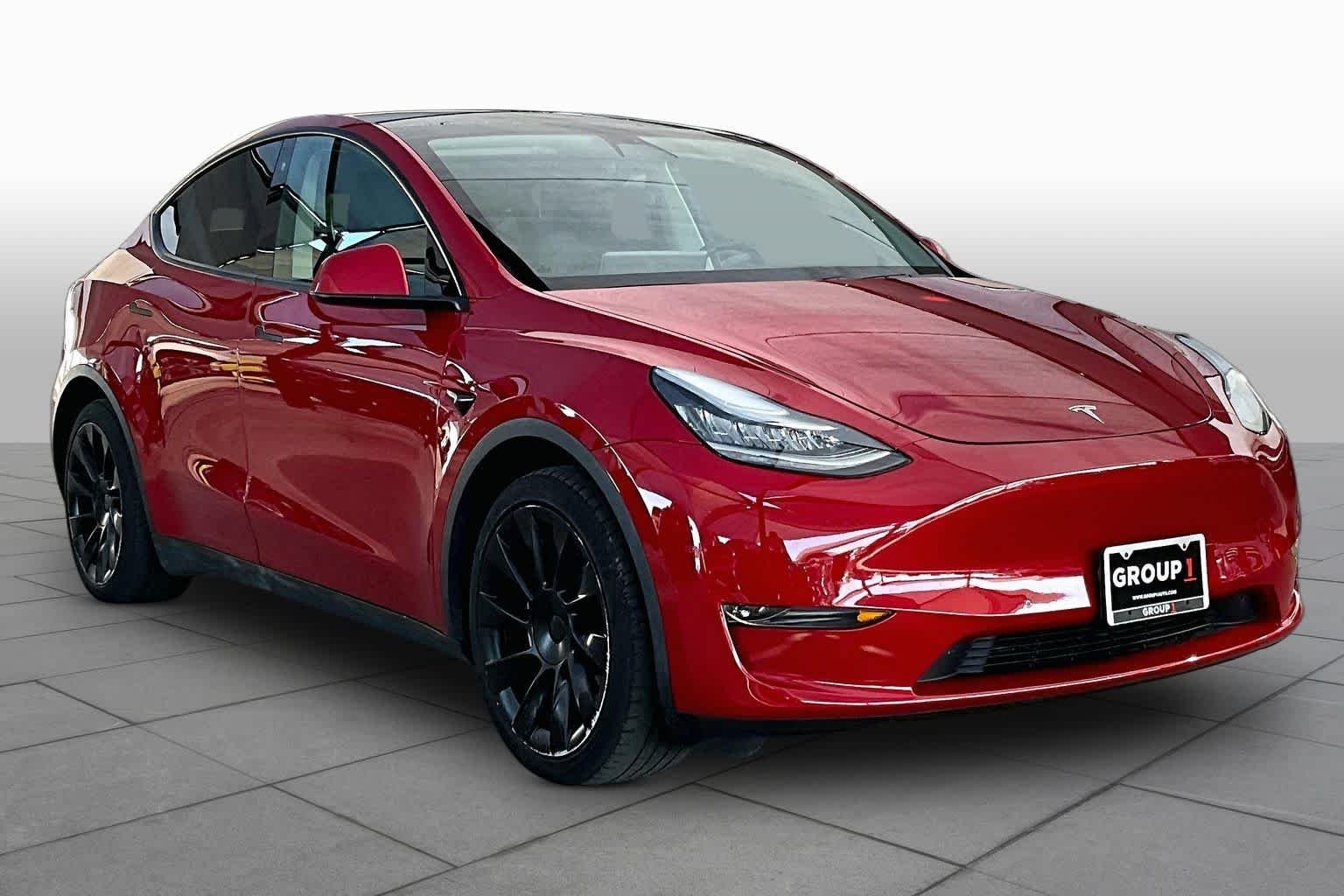 Used 2020 Tesla Model Y Long Range with VIN 5YJYGDEE8LF003745 for sale in Georgetown, TX