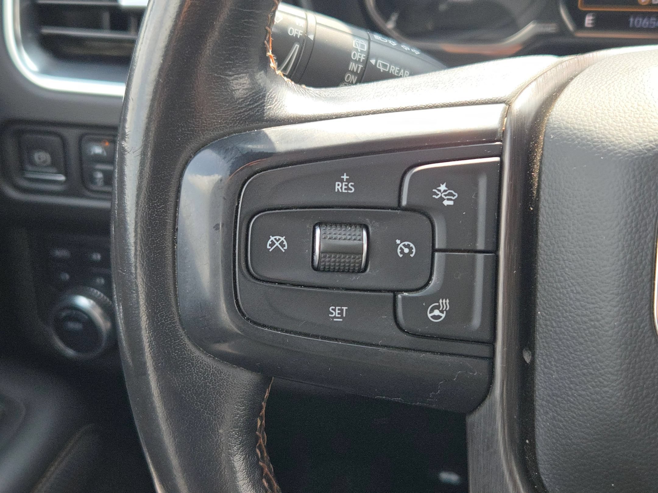 Used 2021 Onyx Black GMC AT4 image 21