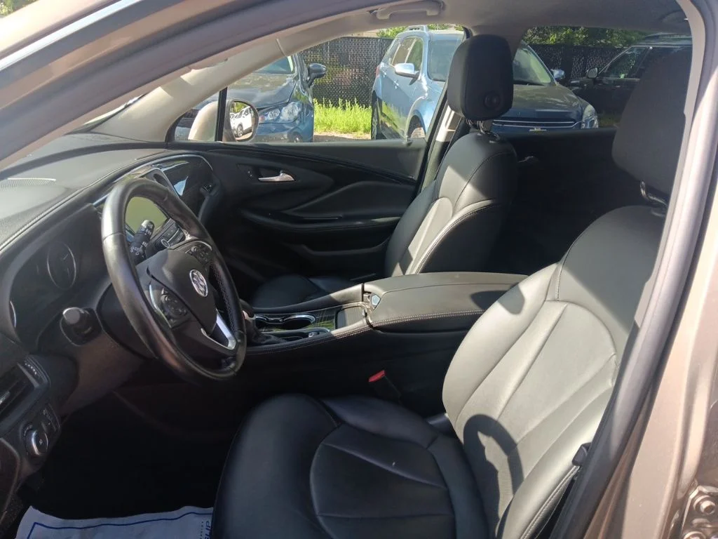 Used 2019 Bronze Alloy Metallic Buick Premium I image 24