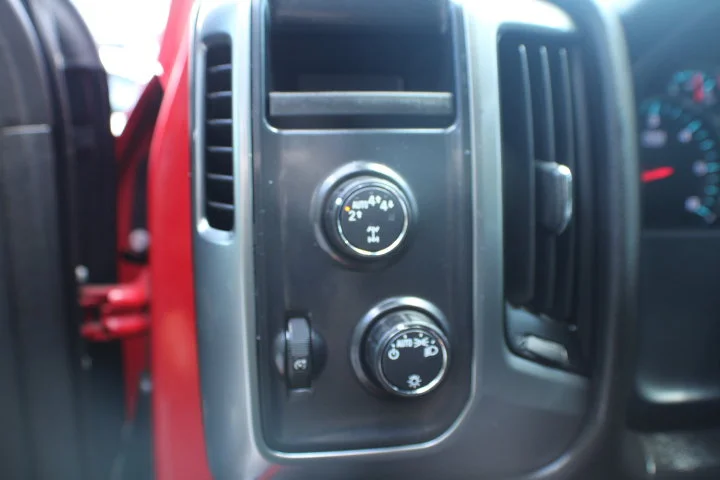 Used 2018 RED HOT Chevrolet LT image 7