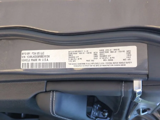 Used 2024 Gray Jeep Overland image 39