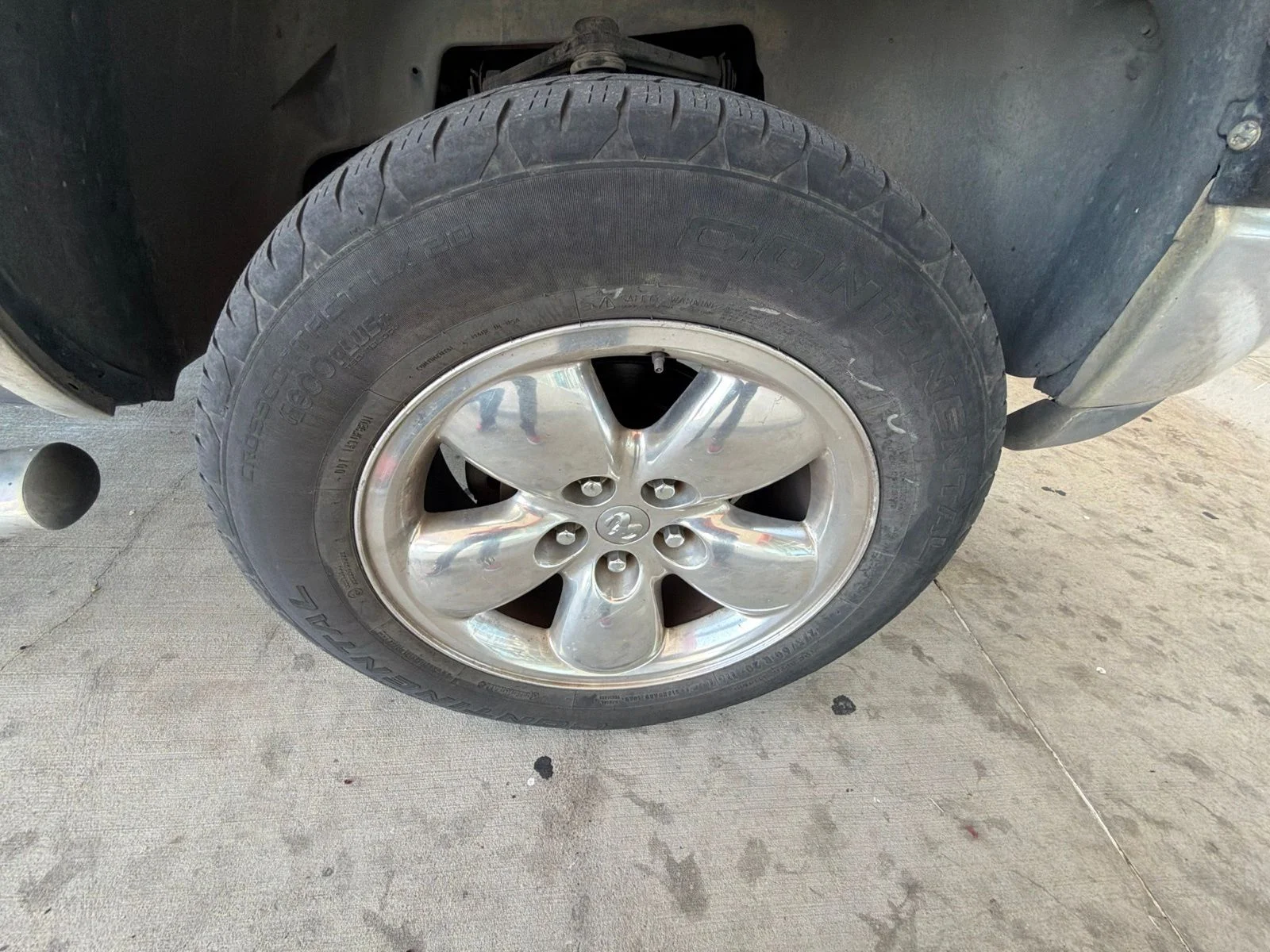 Used 2005 Blue Dodge SLT image 21