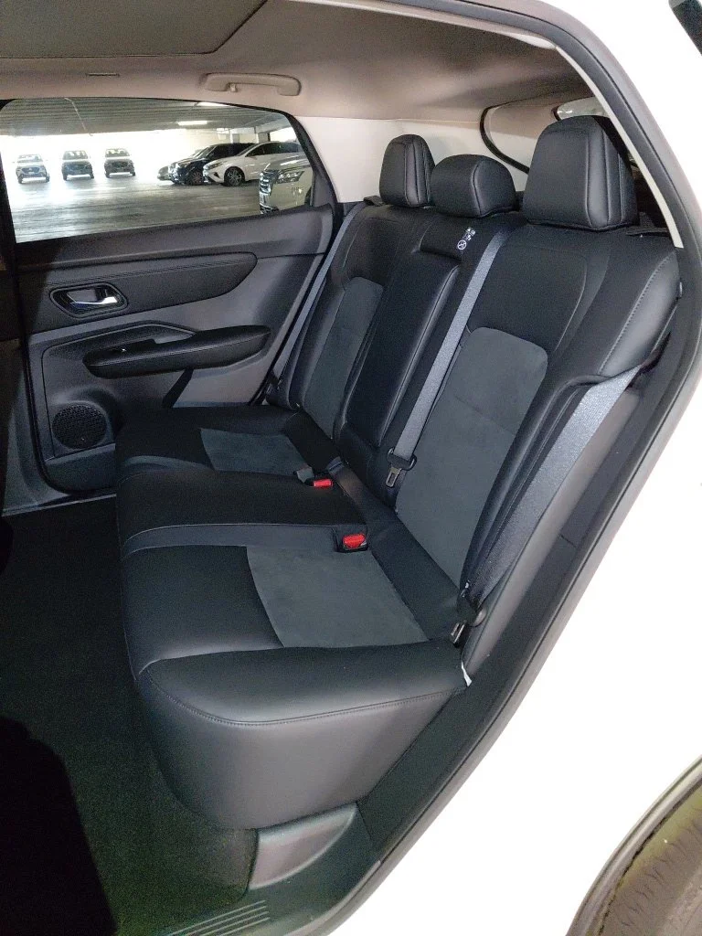 Used 2024 White Nissan EVOLVE+ image 6