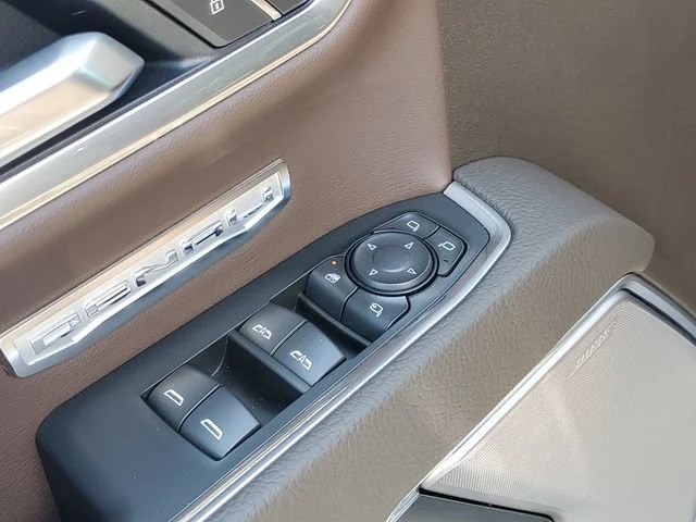 Used 2026 Sterling Metallic GMC Denali image 9