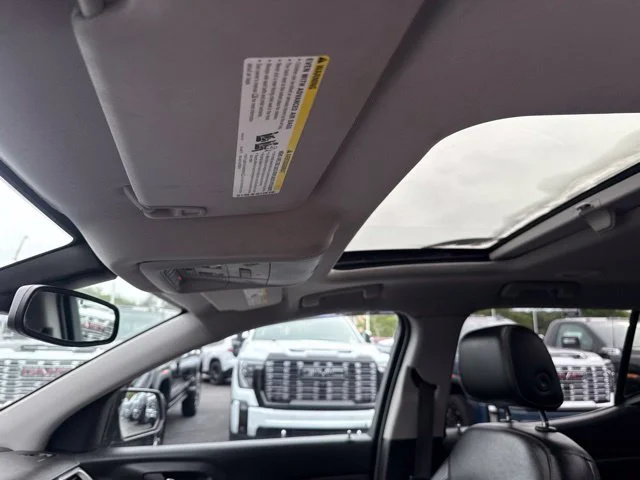 Used 2018 Silver GMC SLT-1 image 19