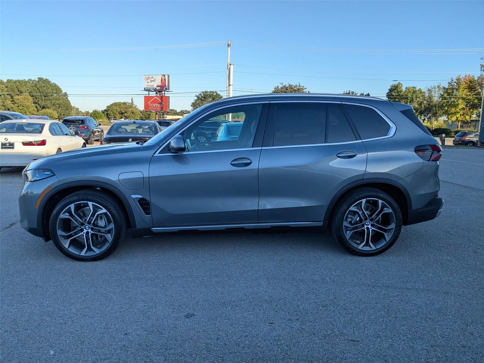2026 BMW X5 50e - Photo 8