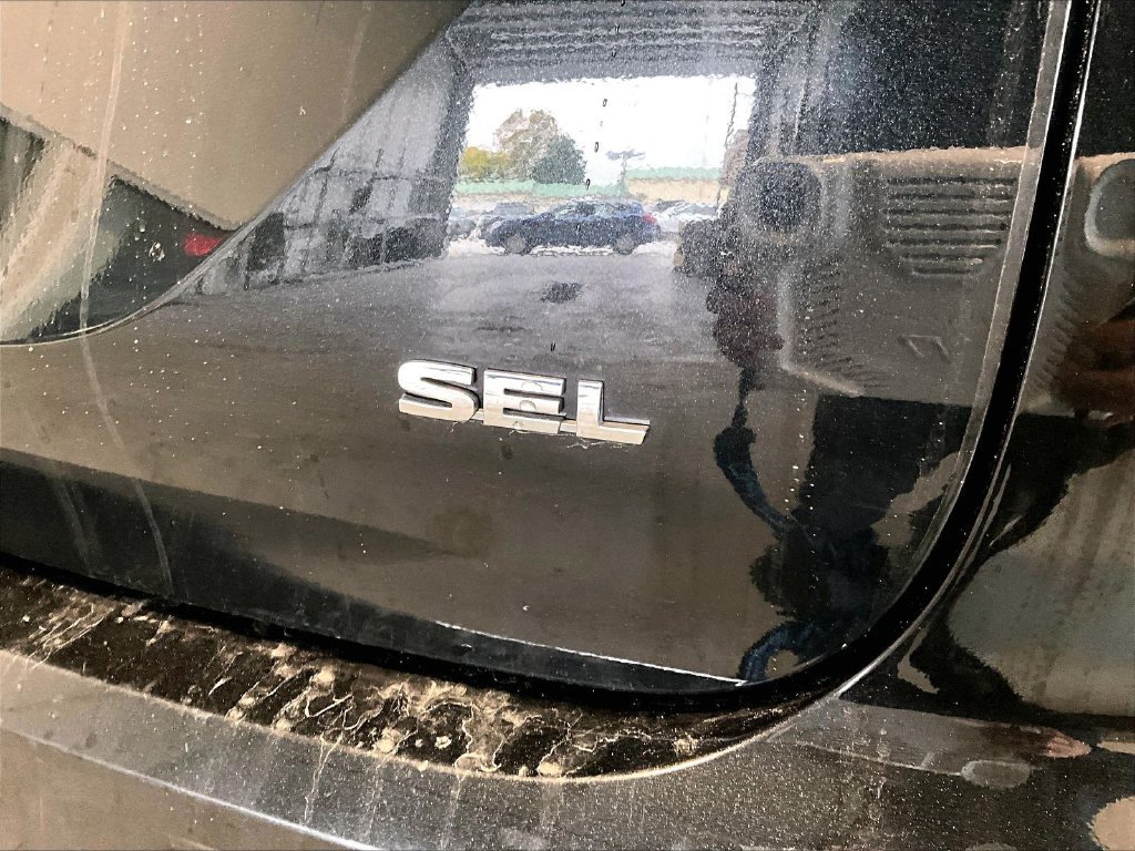 Used 2022 Black Mitsubishi SEL image 29