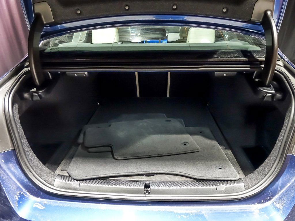 2024 BMW 530I - Image 29