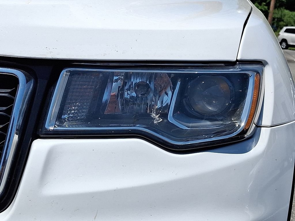 Used 2018 White Jeep Limited image 8