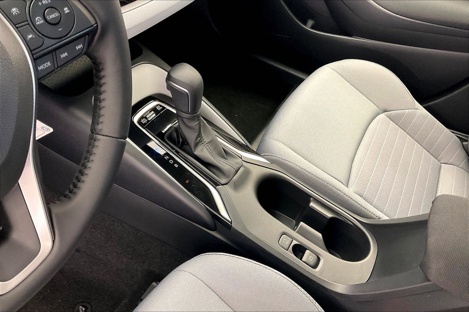 New 2026 Blueprint Toyota Hybrid SE image 8