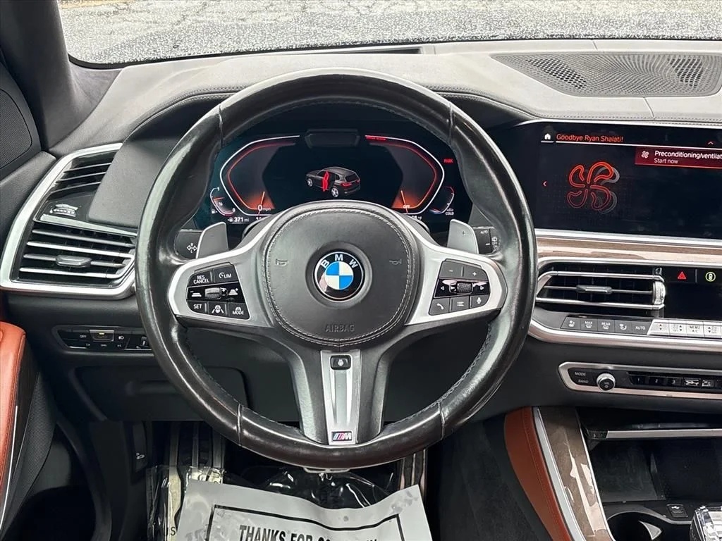 Used 2022 Black BMW sDrive40i image 21