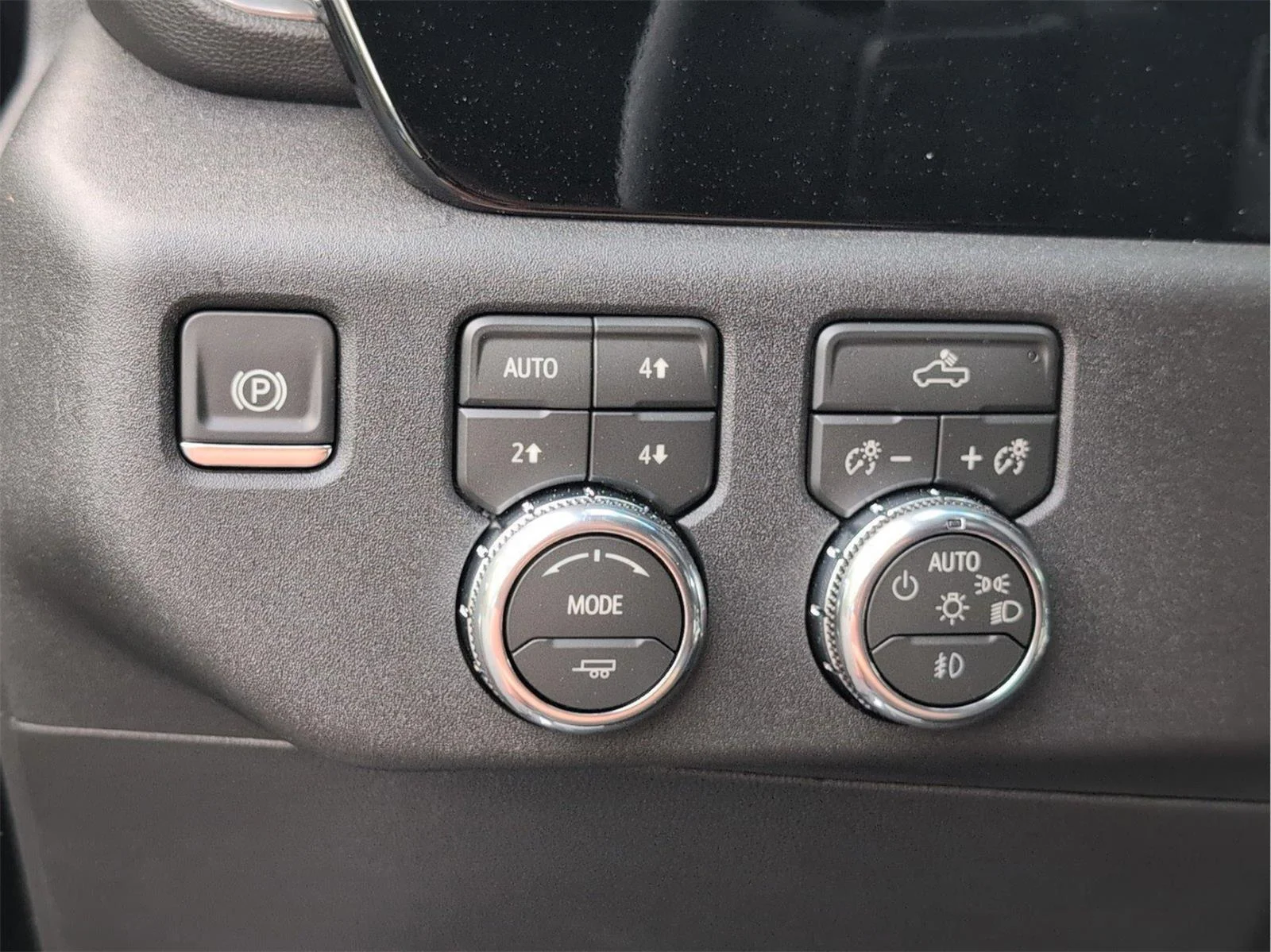 New 2026 Onyx Black GMC Elevation image 27