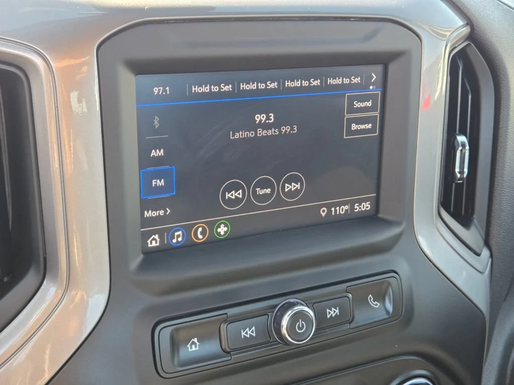Used 2025 Summit White Chevrolet WT image 18