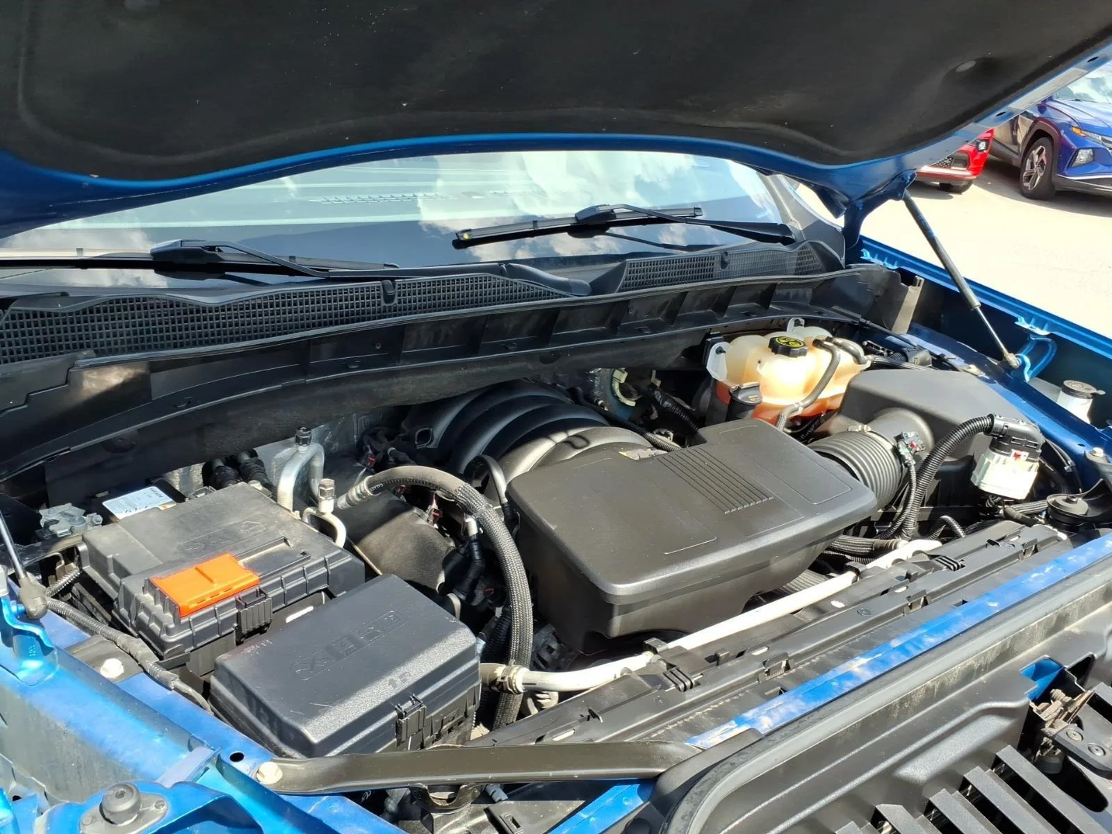 Used 2023 Dynamic Blue Metallic GMC Elevation image 27