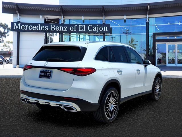 New 2026 Polar White Mercedes-Benz 300 image 3