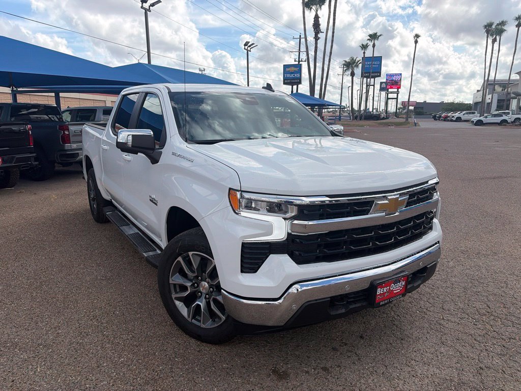 New 2026 Summit White Chevrolet LT image 1