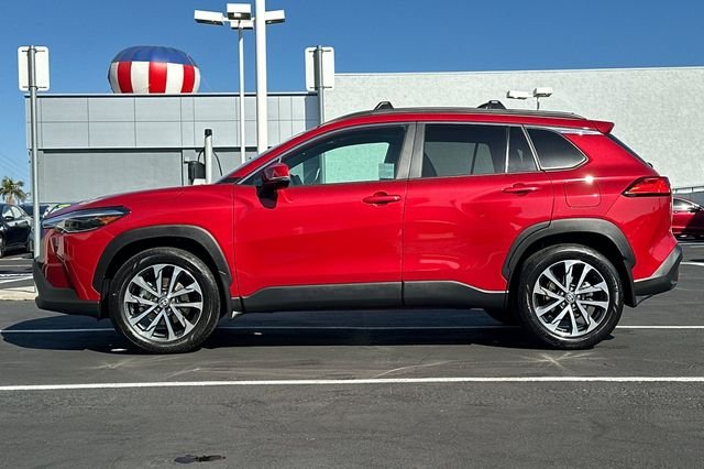 Used 2023 Barcelona Red Metallic Toyota XLE image 7