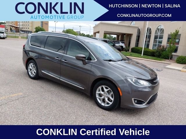 Used 2019 Crystal Metallic Chrysler Touring L Plus image 1