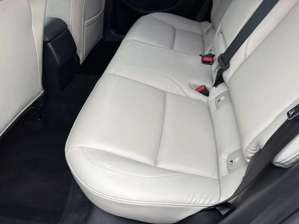 Used 2019 Blue Mazda Base image 16