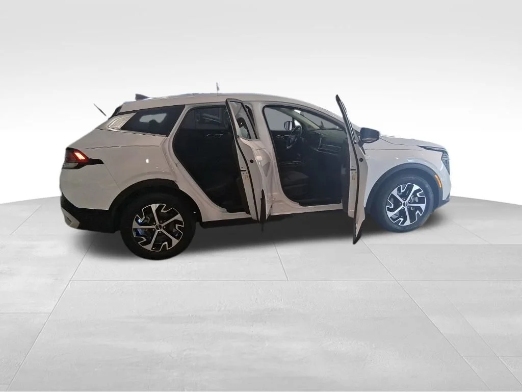 Used 2024 White Kia EX image 20