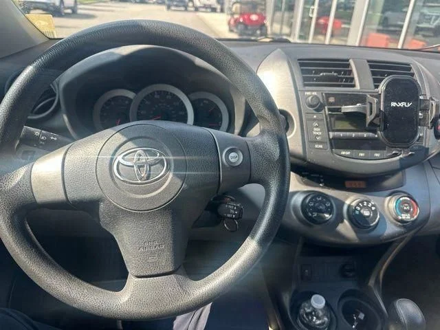 Used 2010 Silver Toyota Base image 4