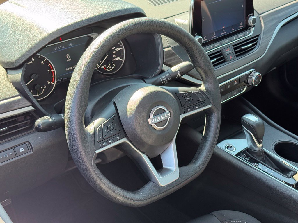 Used 2025 Gray Nissan 2.5 SV image 15