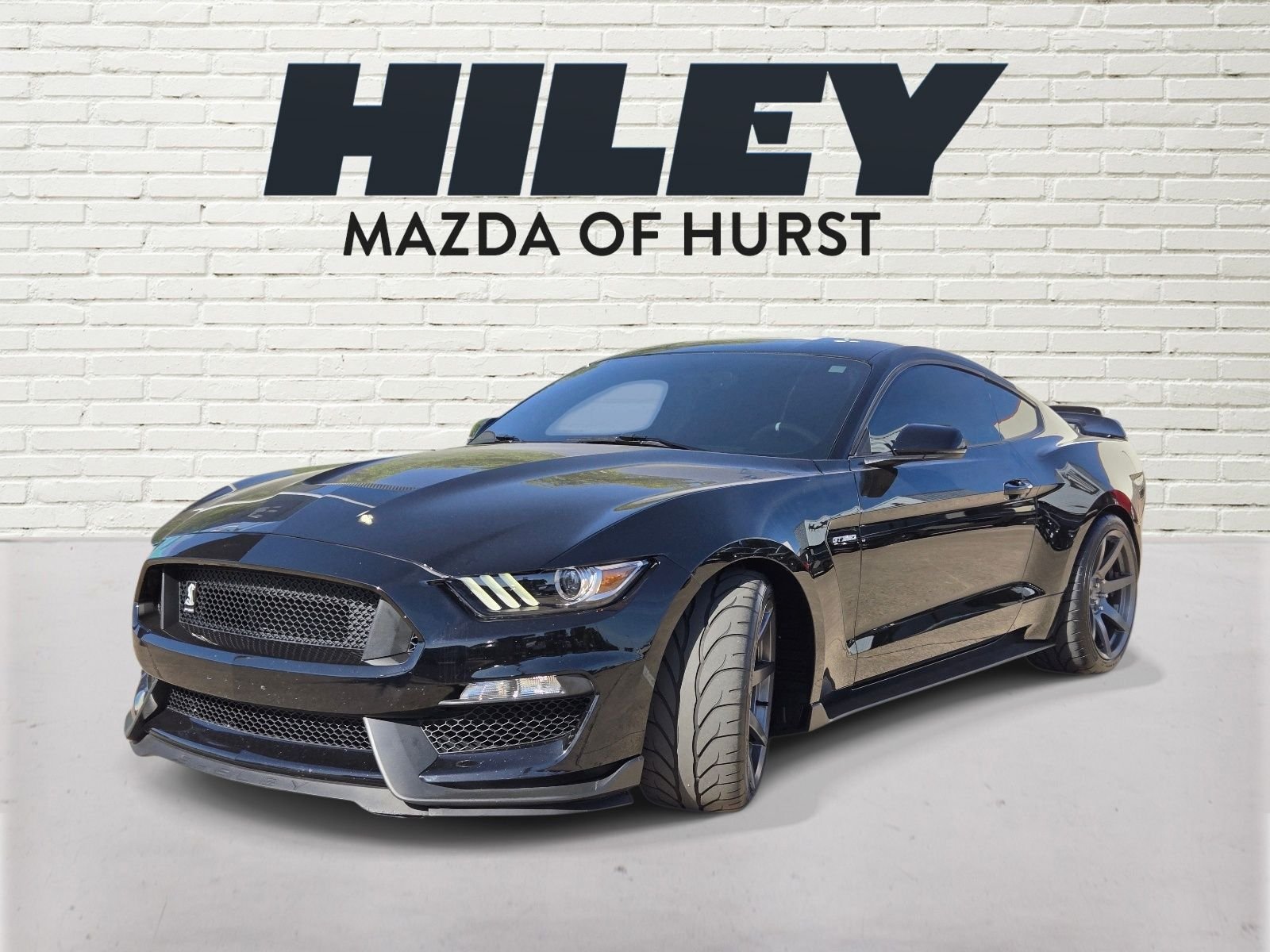 Used 2017 Shadow Black Ford Shelby GT350 image 3