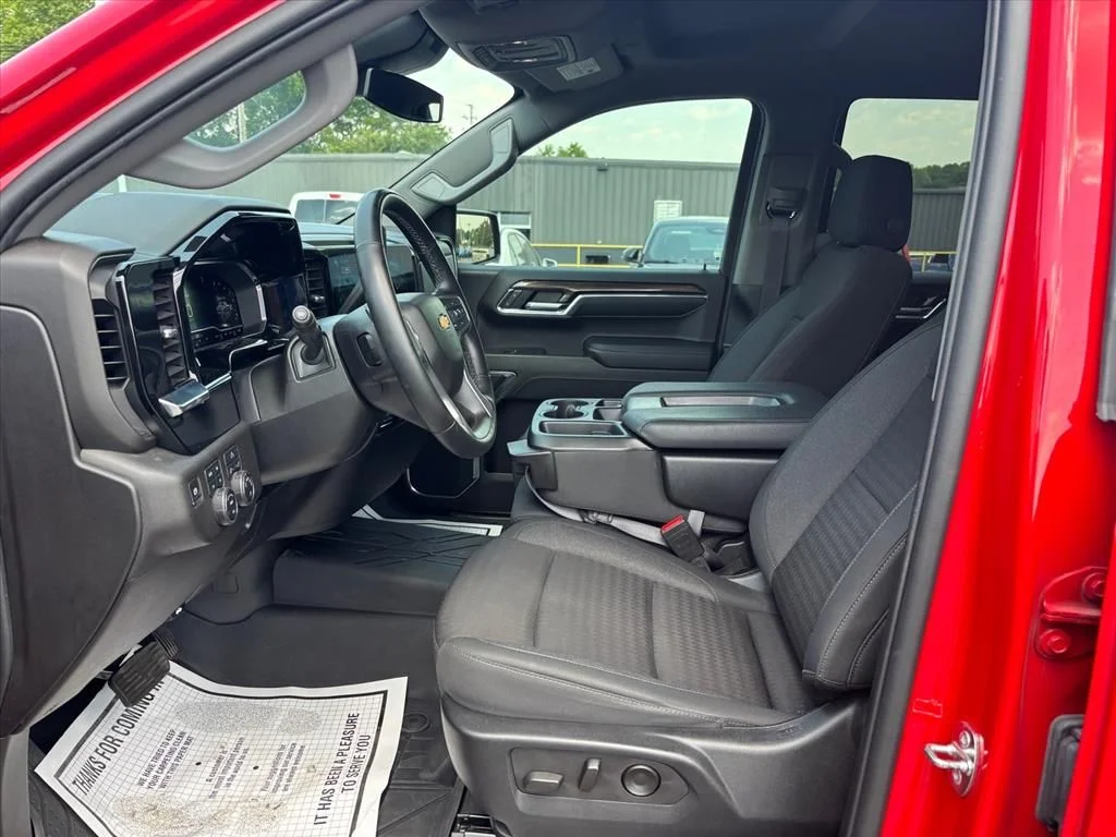 Used 2024 Red Chevrolet LT image 11