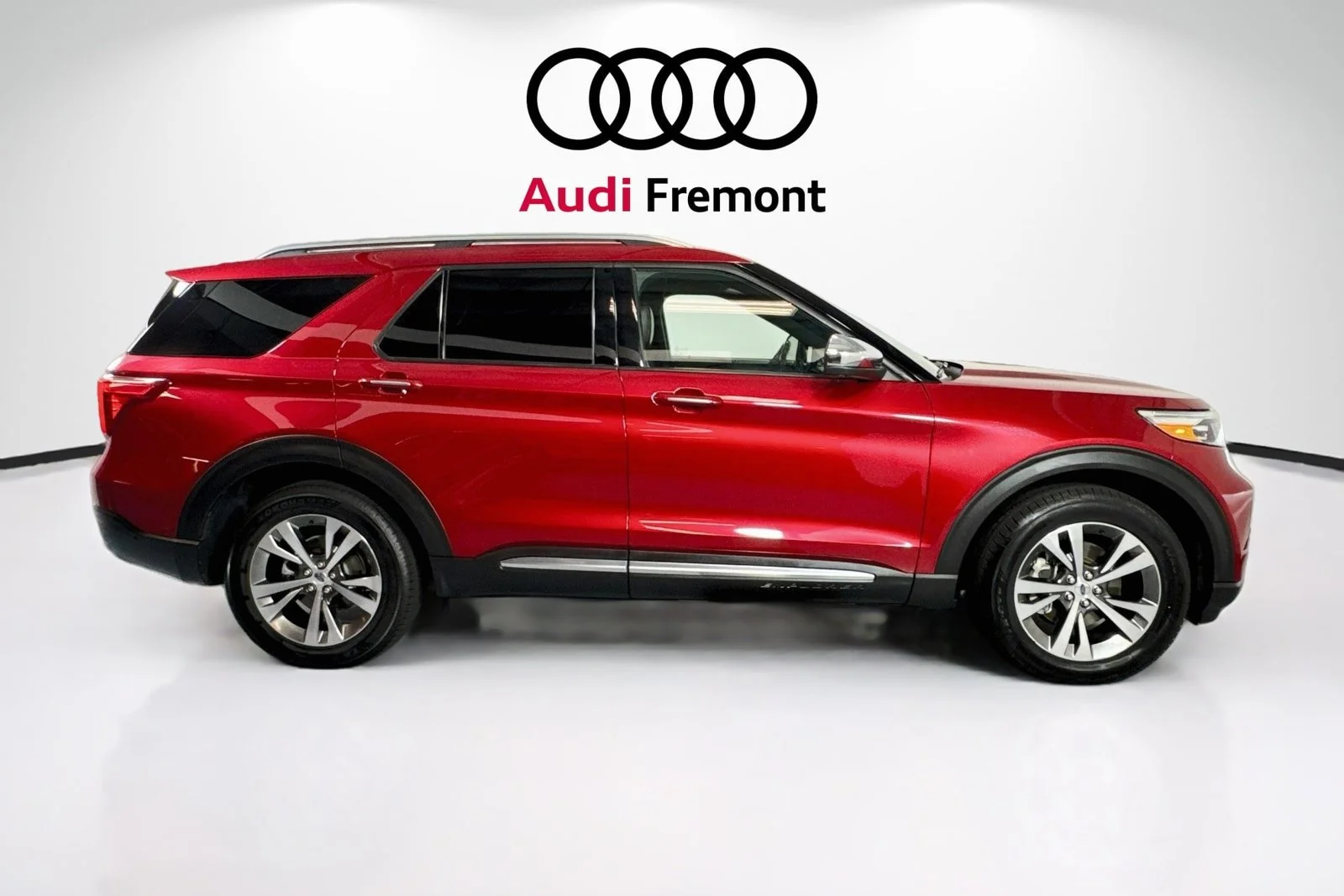 Used 2020 Rapid Red Metallic Tinted Clearcoat Ford Platinum image 4