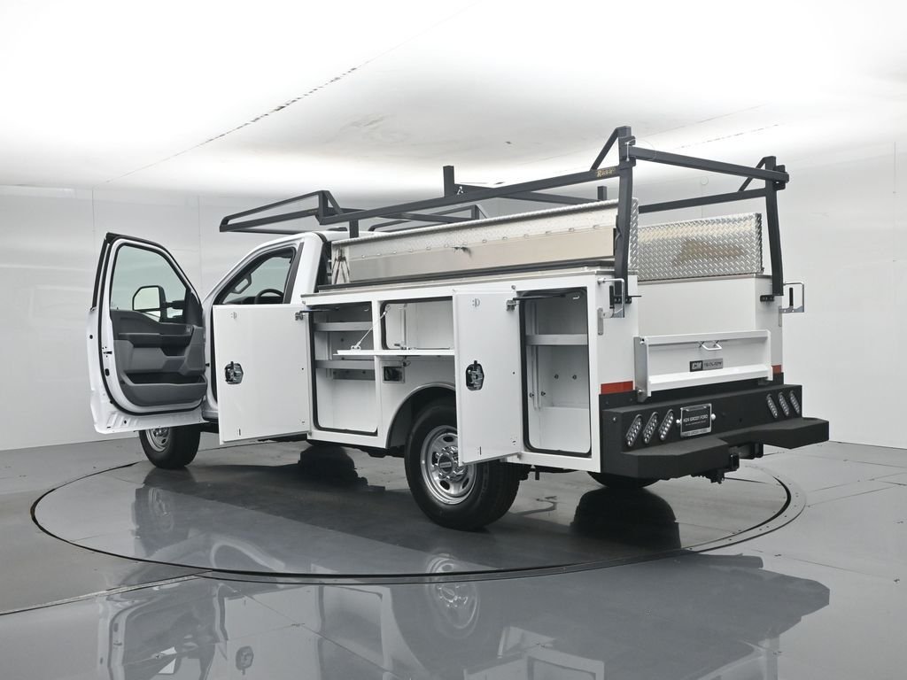 New 2026 Oxford White Ford XL image 36
