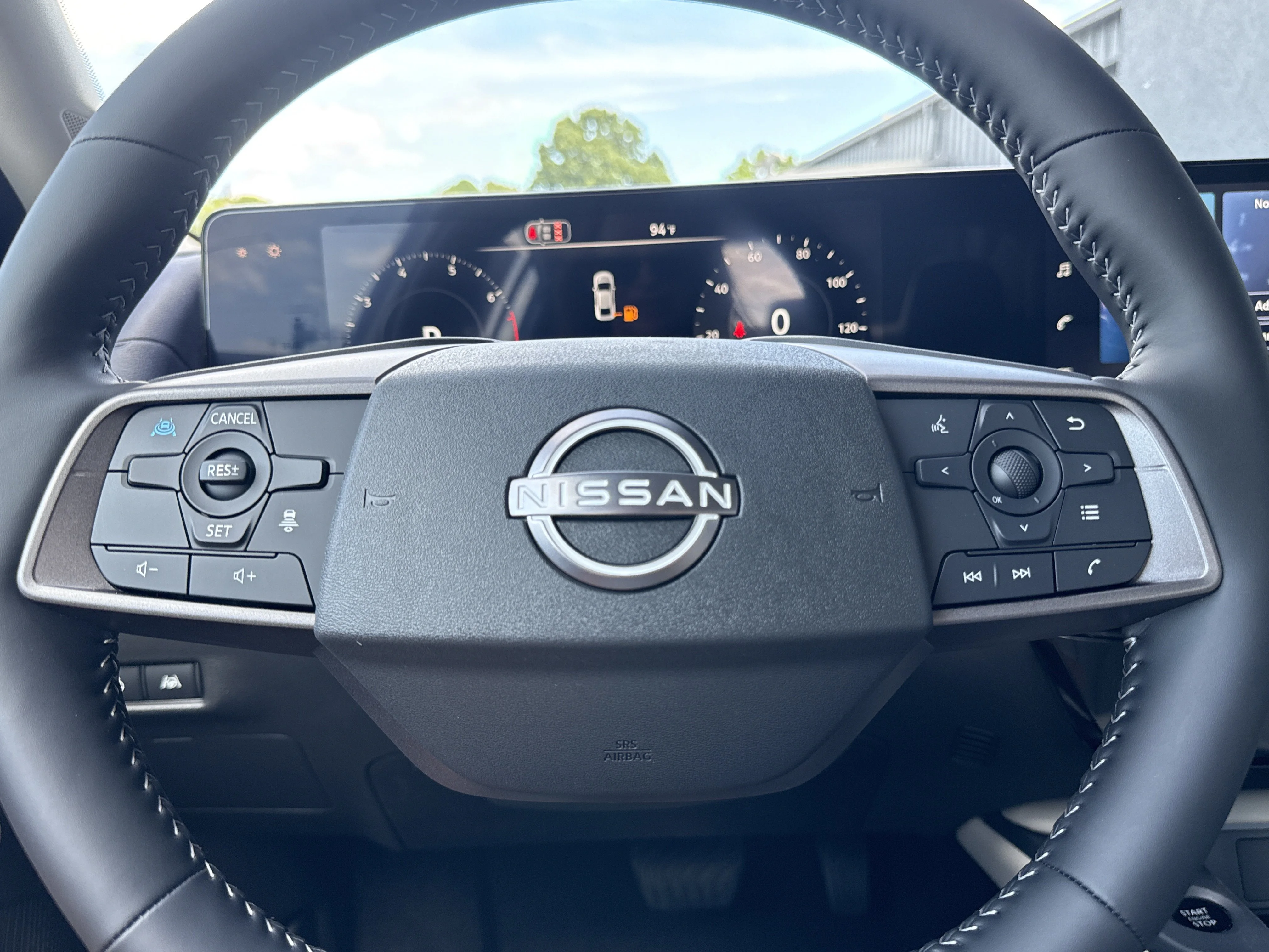 New 2026 Aspen White Tricoat Nissan SL image 17