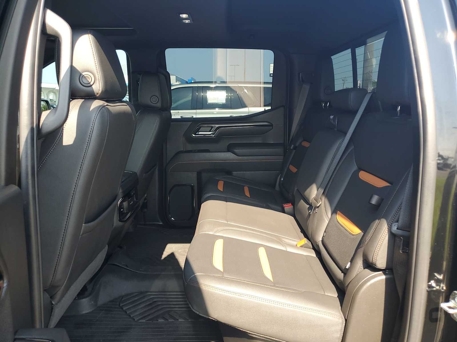 Used 2026 Onyx Black GMC AT4 image 21