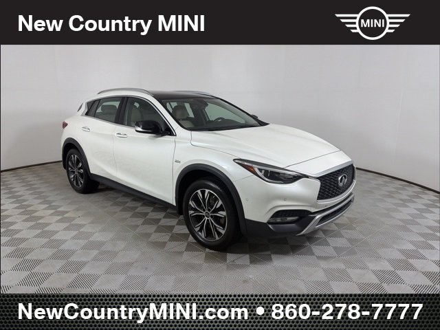 2018 INFINITI QX30 Premium