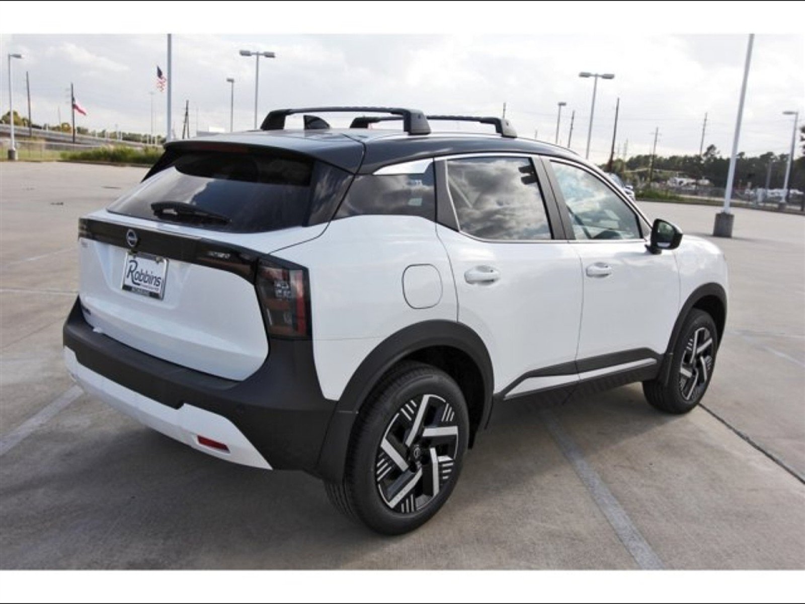 2026 Nissan Kicks SV - 4