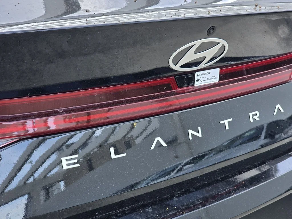 New 2026 Black Hyundai Limited image 6