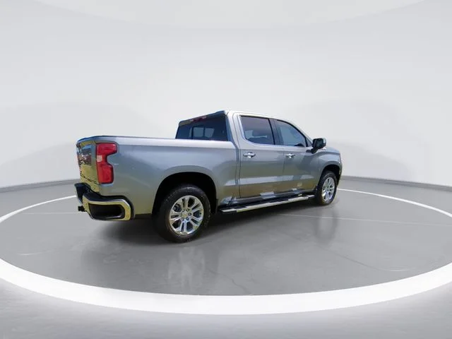 Used 2025 Gray Chevrolet LTZ image 8