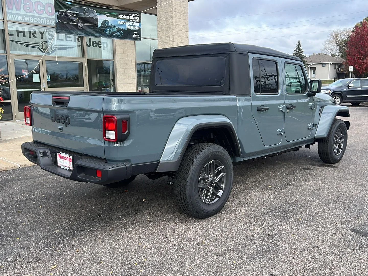 New 2025 Anvil Clear-Coat Exterior Paint Jeep Sport S image 8