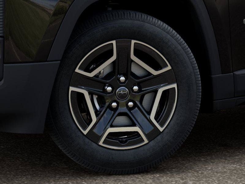 New 2026 Diamond Black Crystal Pearl-Coat Exterior Paint Jeep Limited image 30