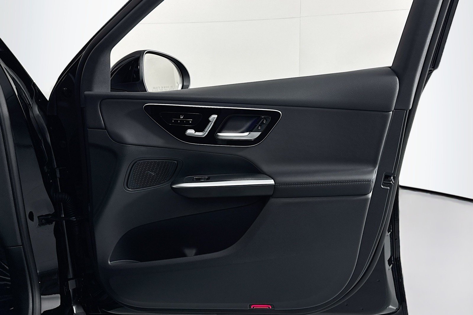 New 2026 Black Mercedes-Benz GLC 300 4MATIC® SUV image 23