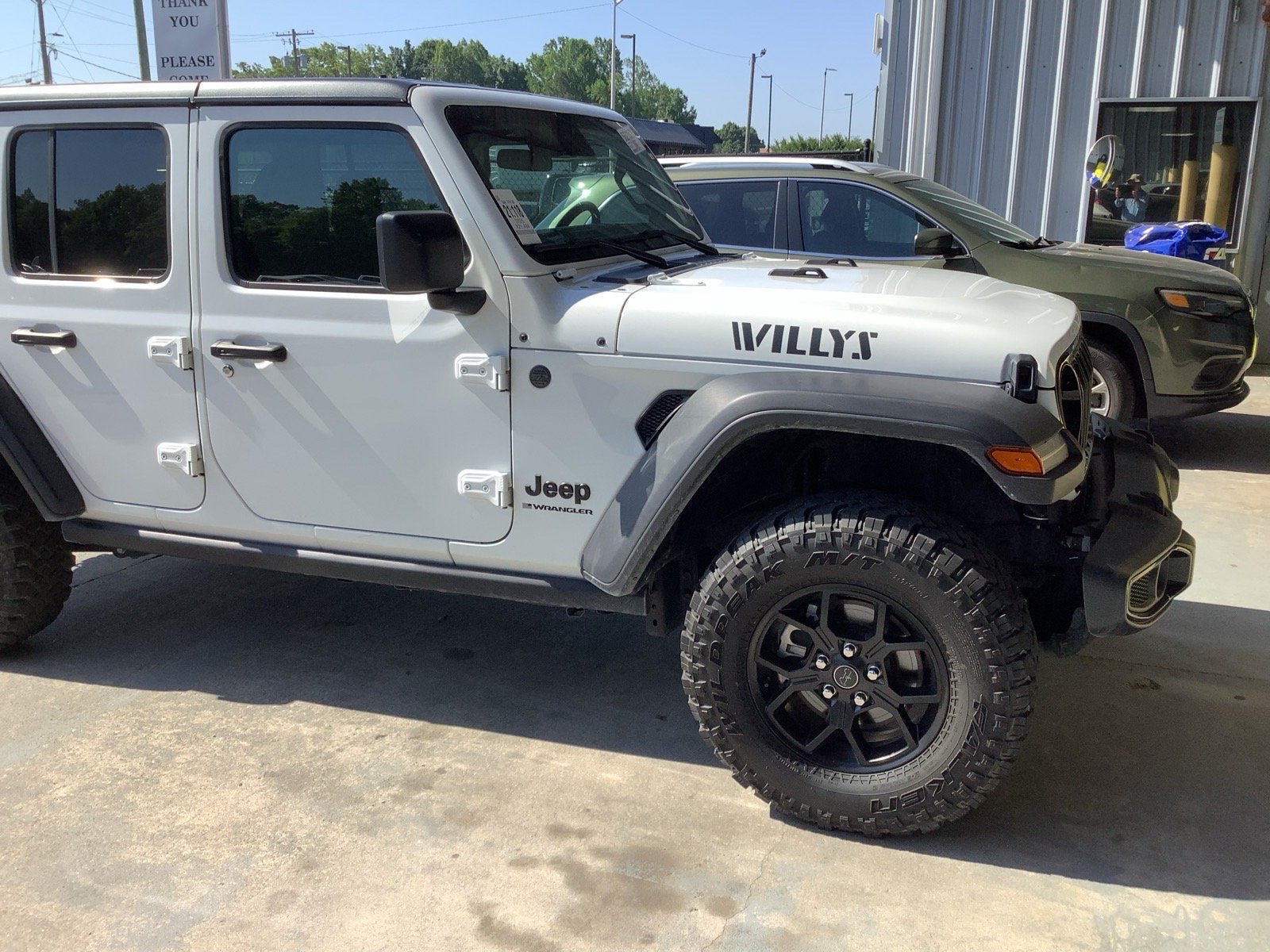 2025 Jeep Wrangler Willys's photo