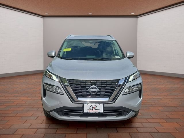 Used 2023 Brilliant Silver Metallic Nissan SV image 30