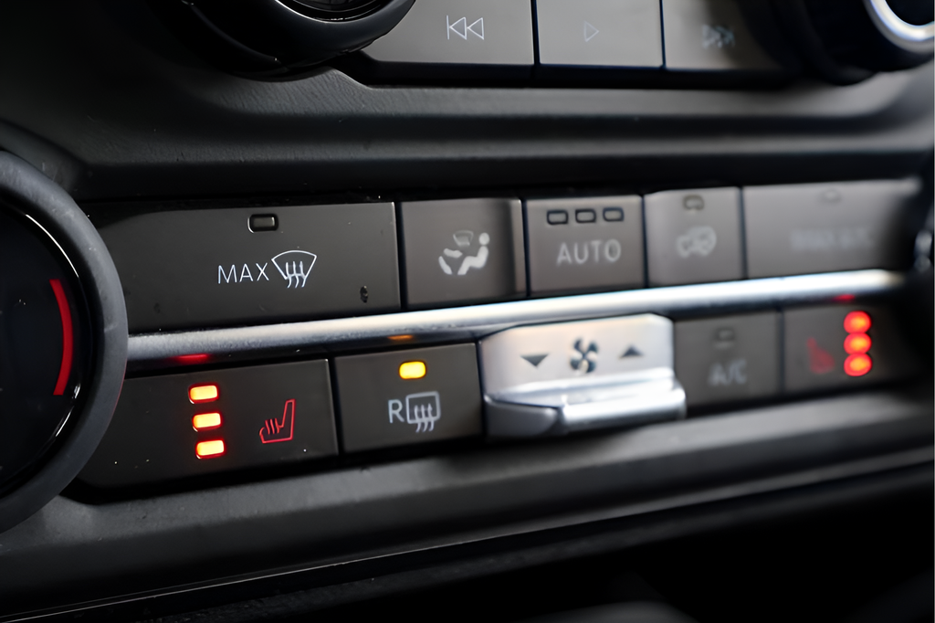 Used 2023 Silver Ford Outer Banks image 23