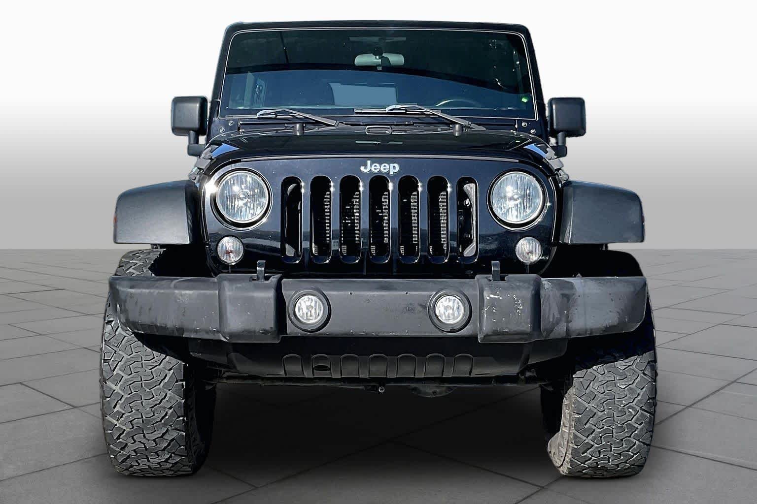 Used 2017 Black Clearcoat Jeep Sport image 4