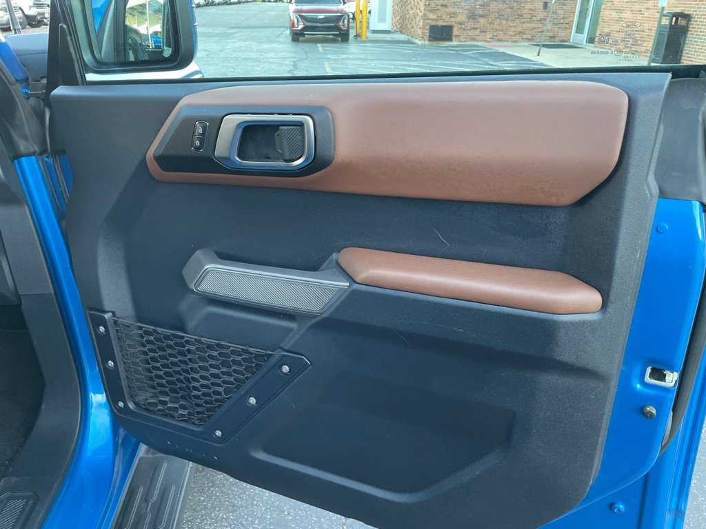 Used 2023 Blue Ford Outer Banks image 10