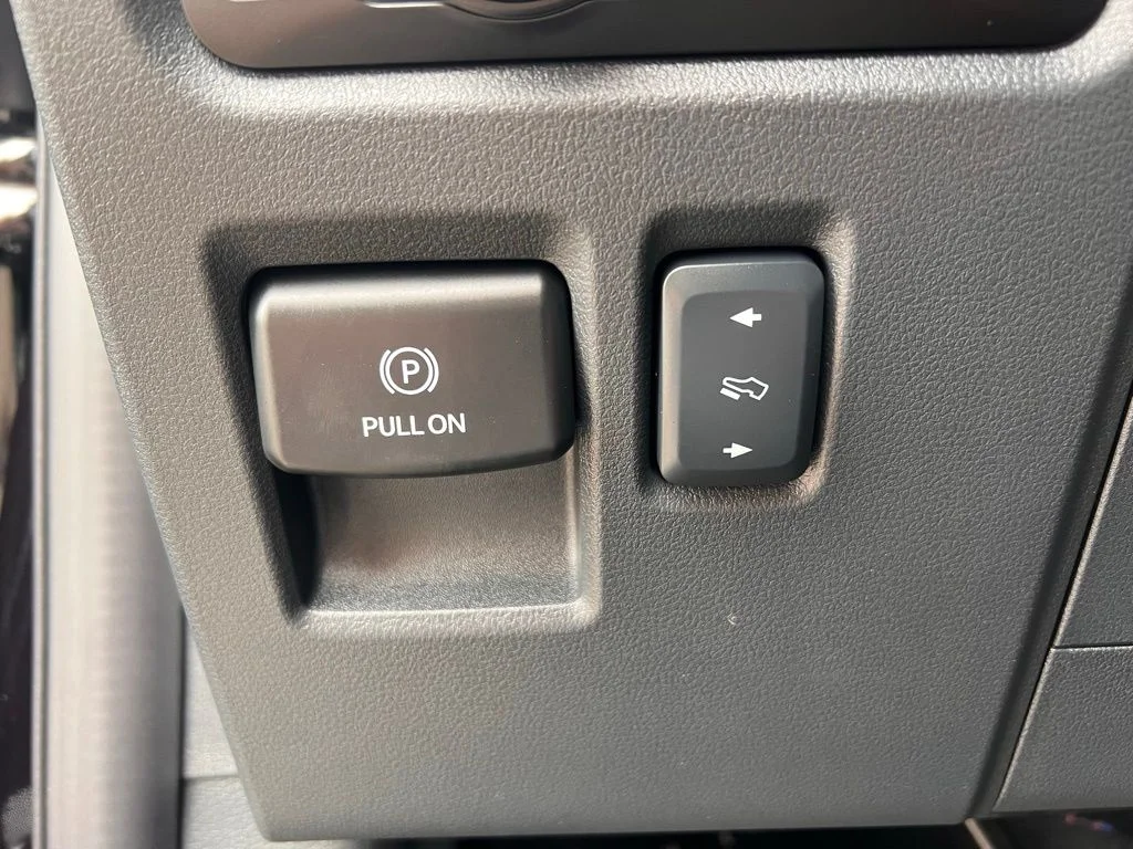 2025 Ford F-150 Lariat - Photo 20