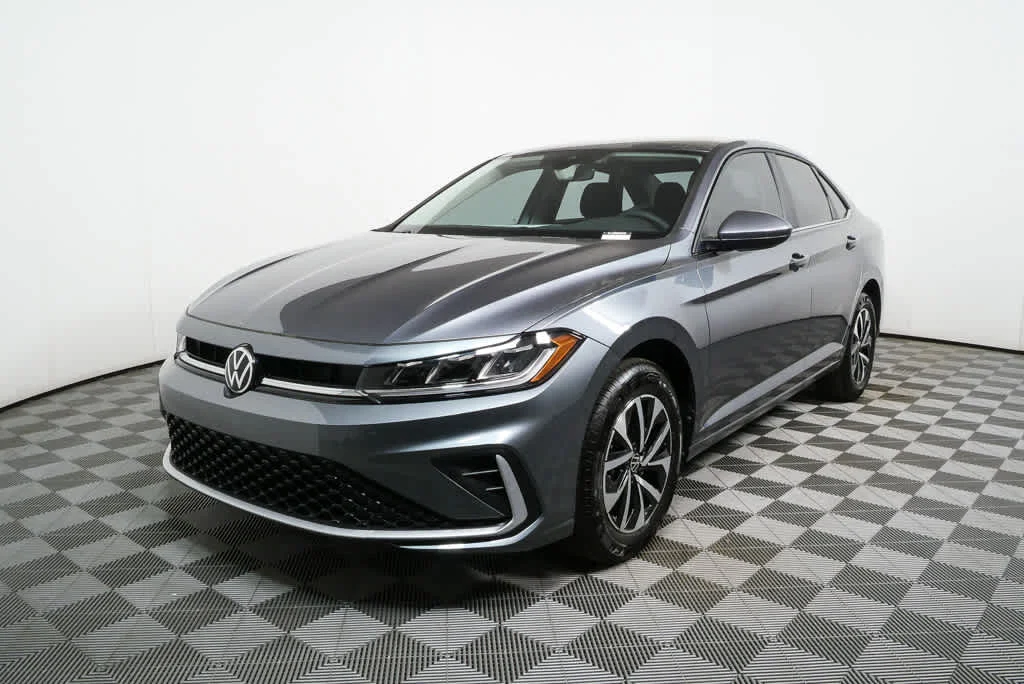New 2026 Platinum Gray Metallic Volkswagen S image 28