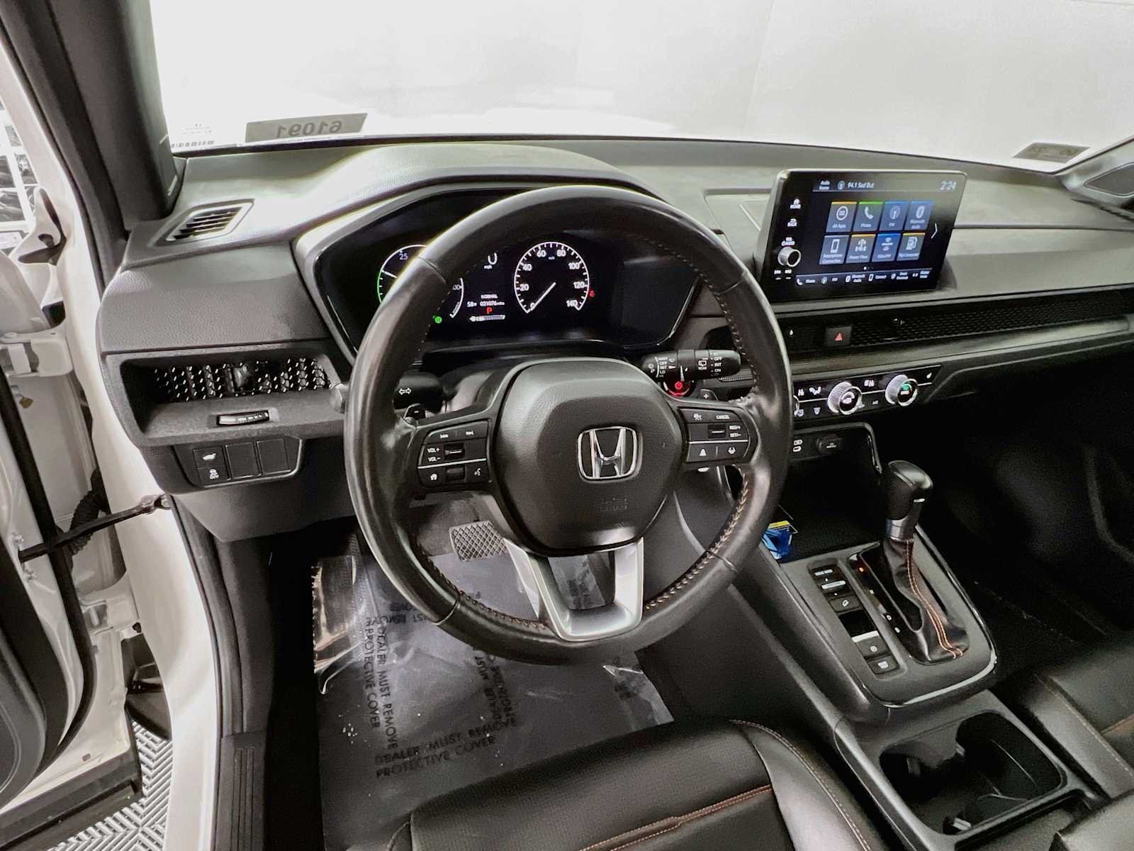 Used 2024 Platinum White Pearl Honda Sport-L image 11
